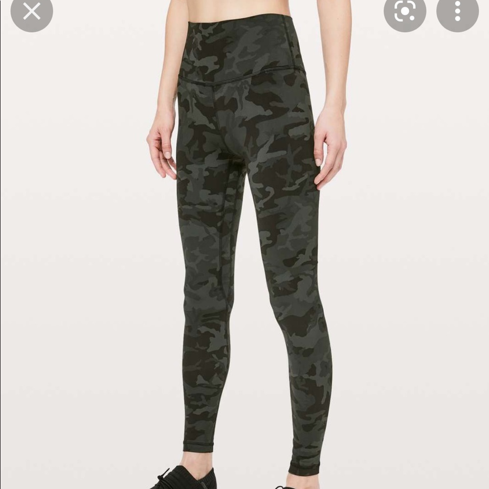Lululemon Camo aligns